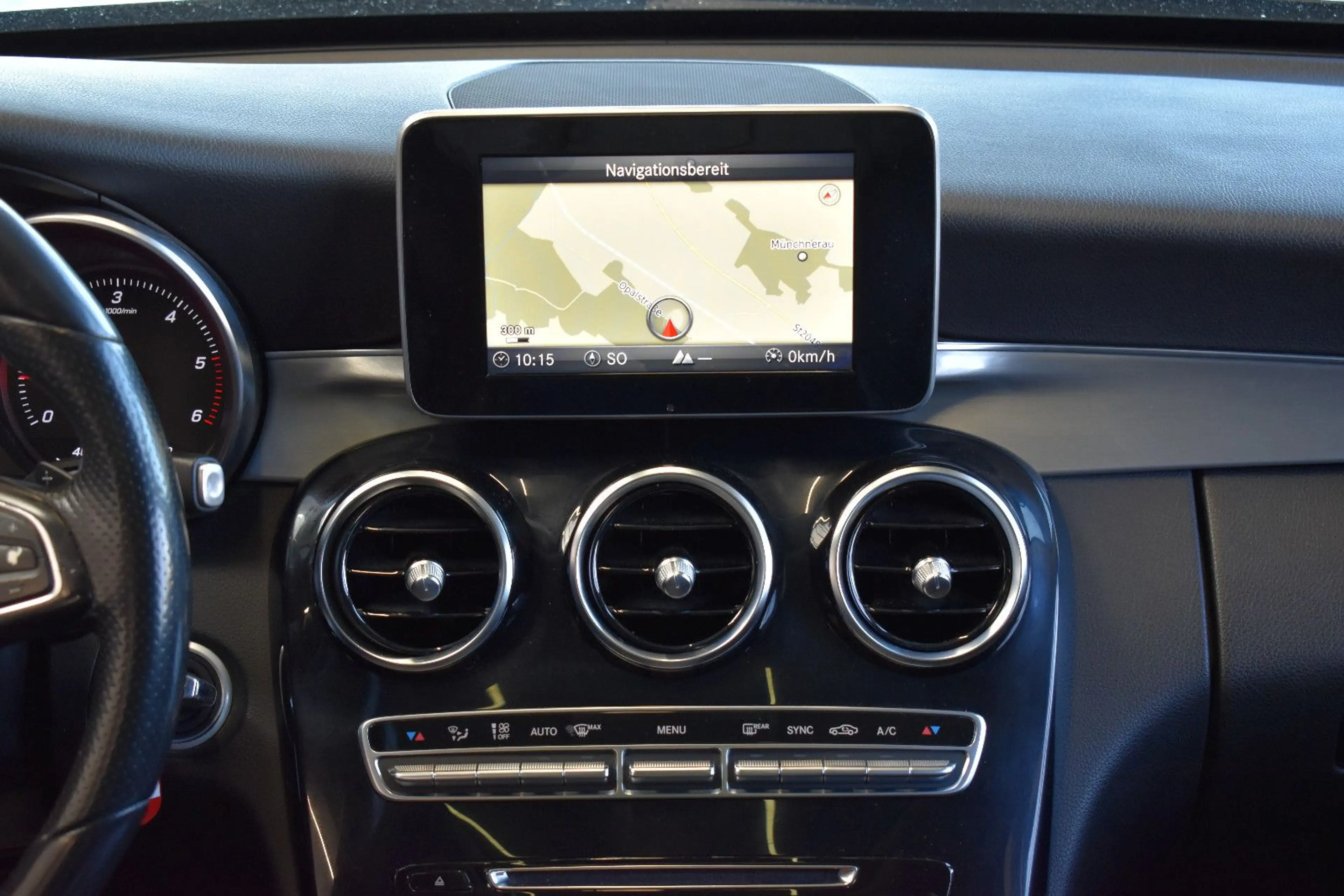 Mercedes-Benz C 220 C220d T Aut. 4Matic Avantgarde LED~AHK~Pano~Navi — photo 13