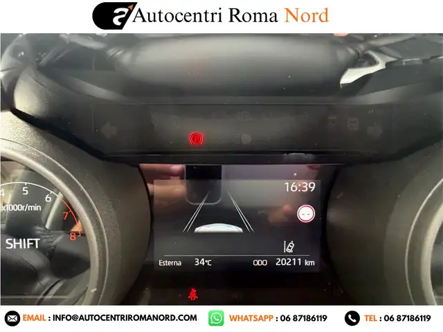 Toyota Yaris view 13