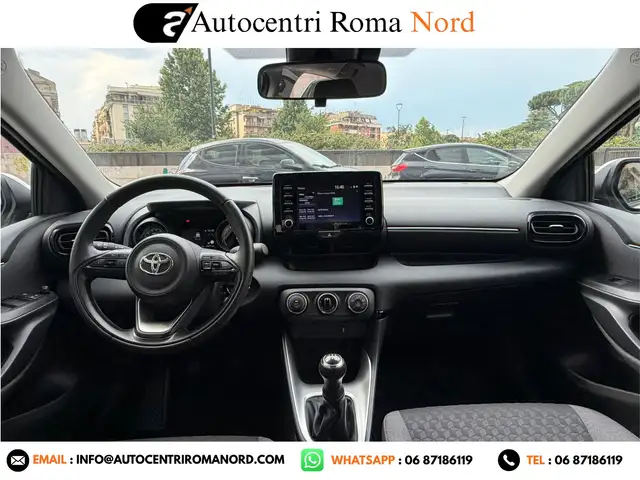 Toyota Yaris view 5