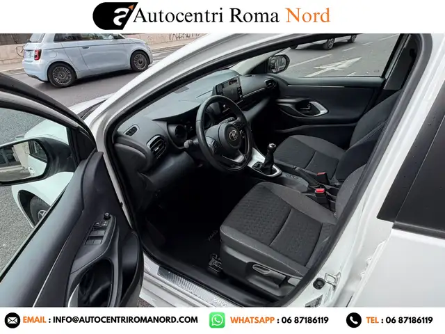 Toyota Yaris view 7