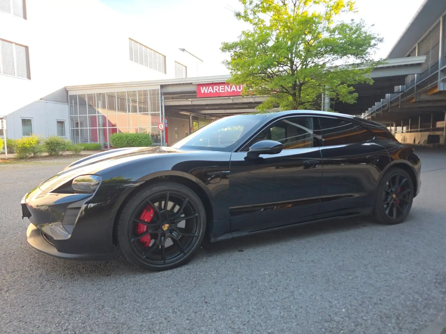 Porsche Taycan Sport Turismo GTS HA-Lenkung/Bose/Keyless Schwarz - 2