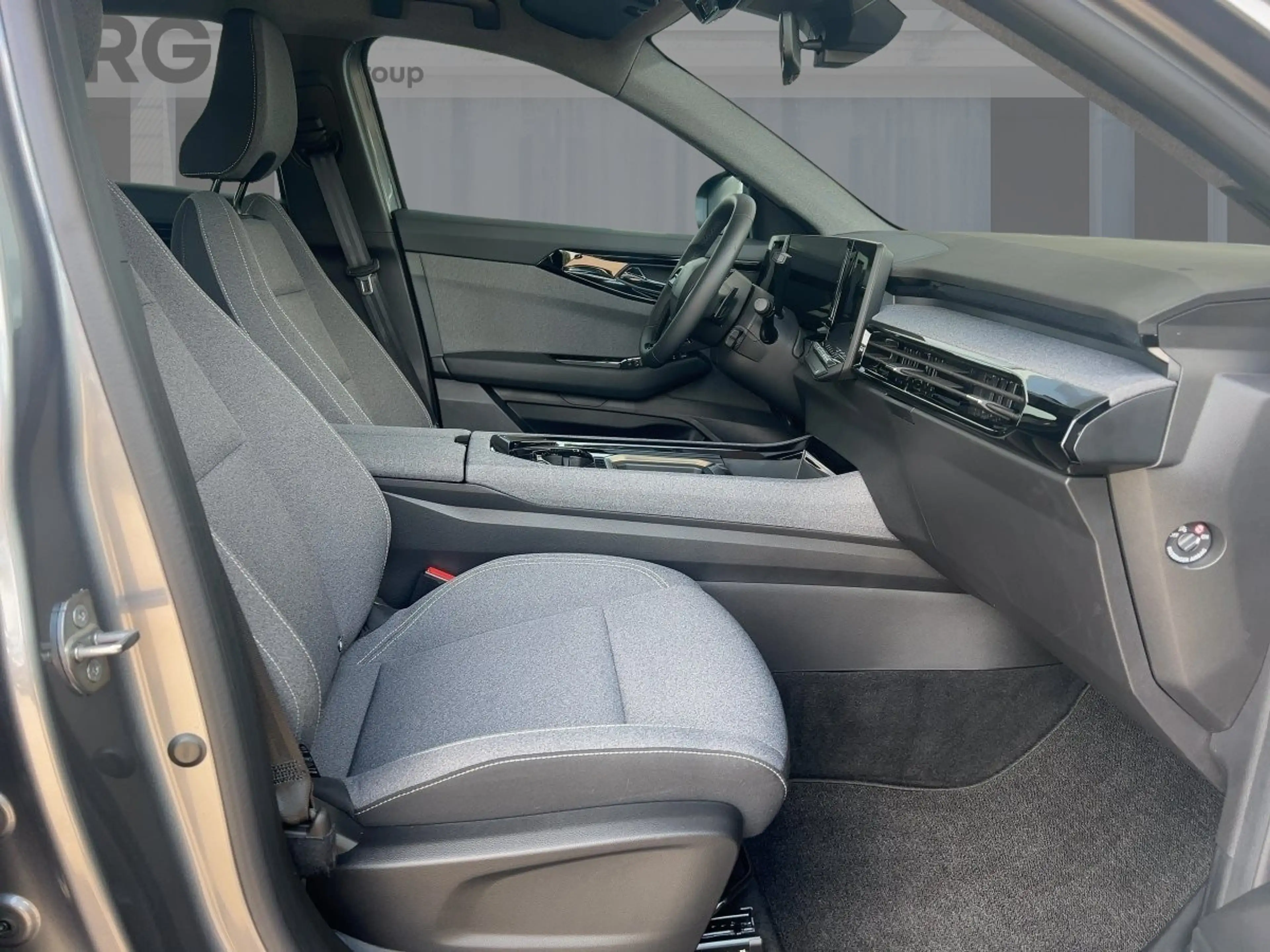 Renault Austral Evolution Mild Hybrid 160 Automatik SHZ BT — photo 8