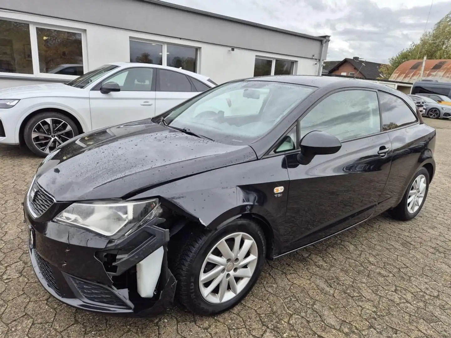 SEAT Ibiza 1.2 TSI SC Style Viva Schwarz - 2