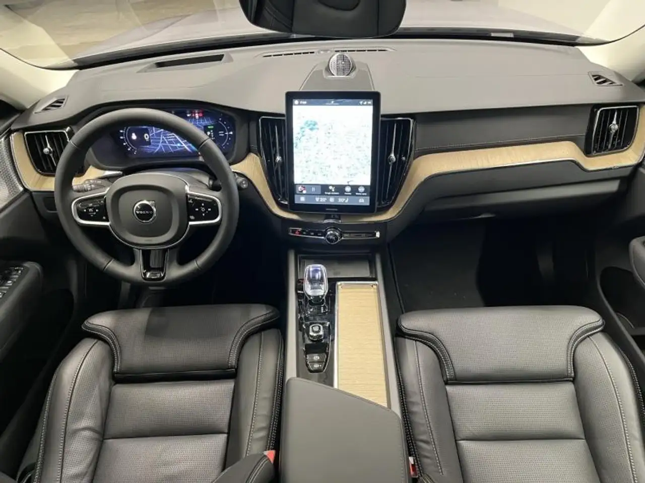 Volvo XC60 2026 — фото 11