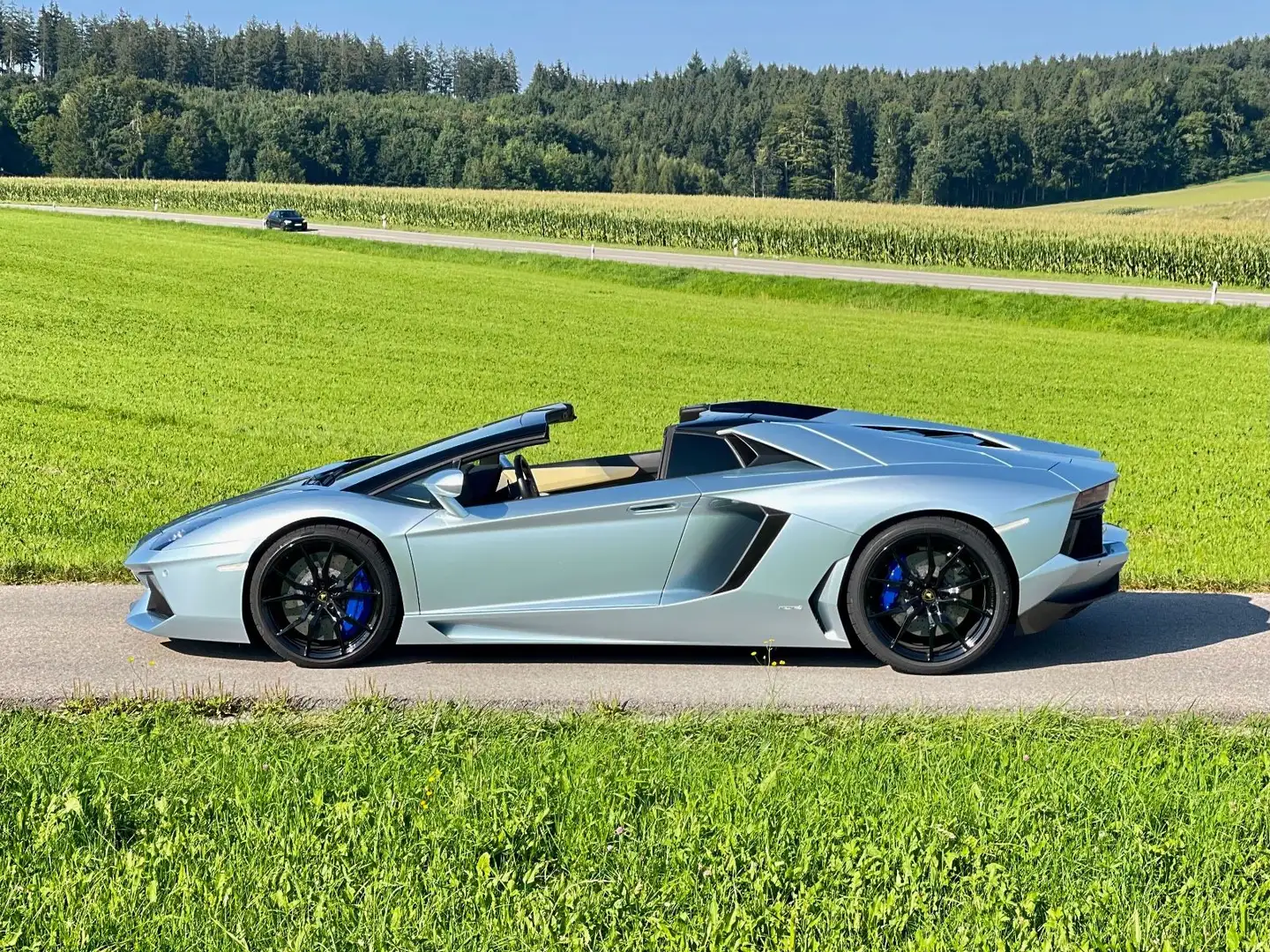 Lamborghini Aventador LP 700-4 Roadster*10 x Service*CARBON* Blau - 2