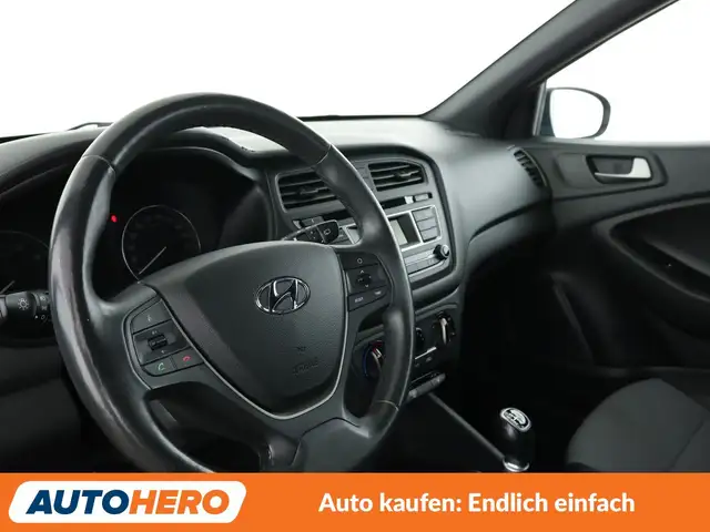 Hyundai i20 view 11