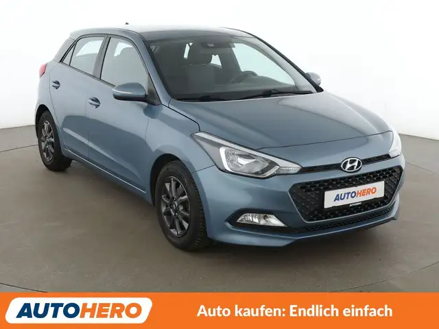 Hyundai i20 view 8