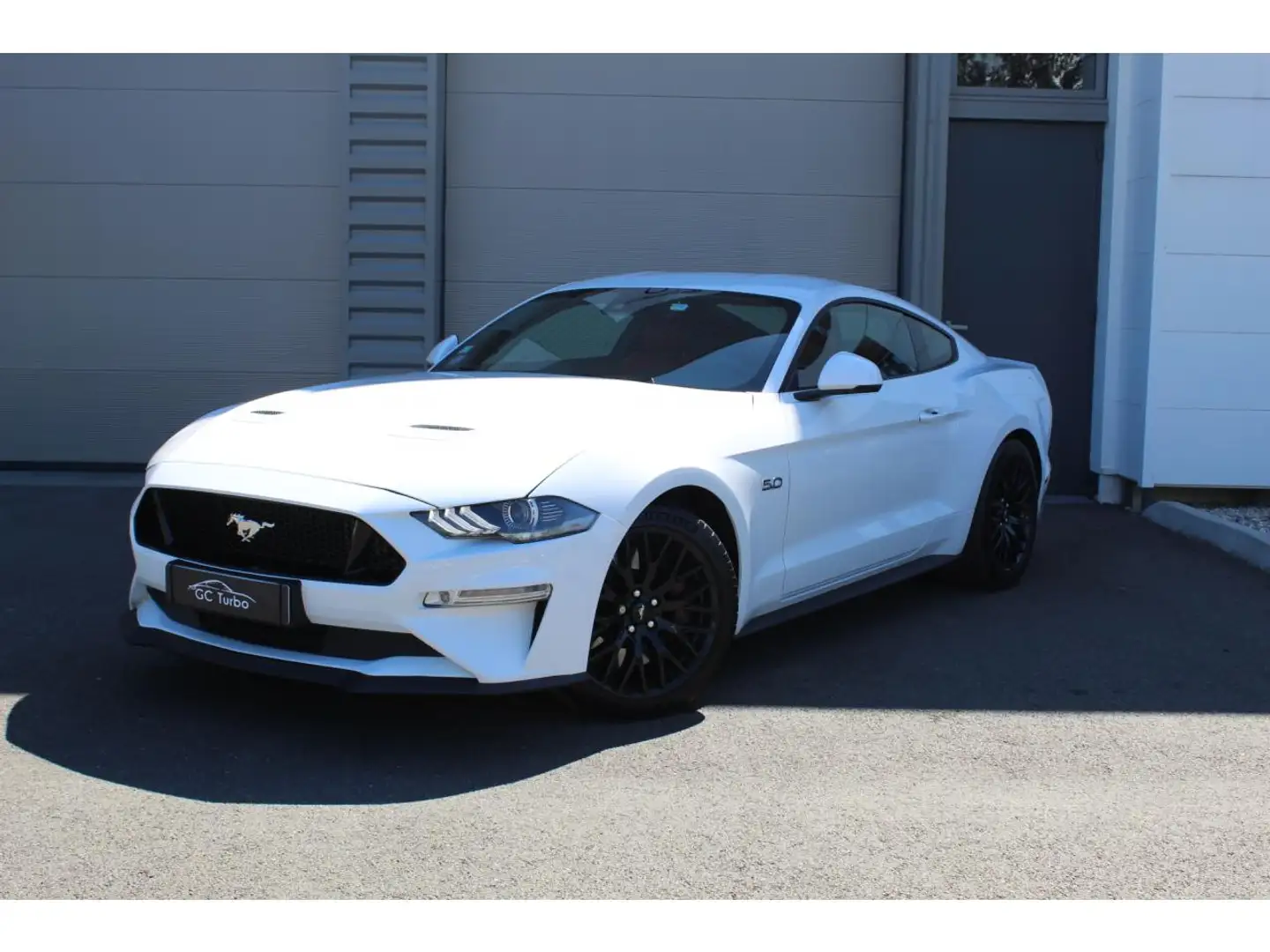 Ford Mustang Mustang Fastback 5.0 V8 Ti-VCT - 450 COUPE GT Blanc - 1