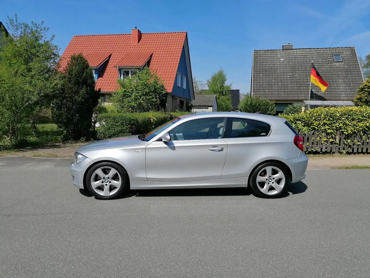 BMW 130 iA N52 2Hd*Xen*Sportsitz*100%Orig*BMW History Argintiu - 2