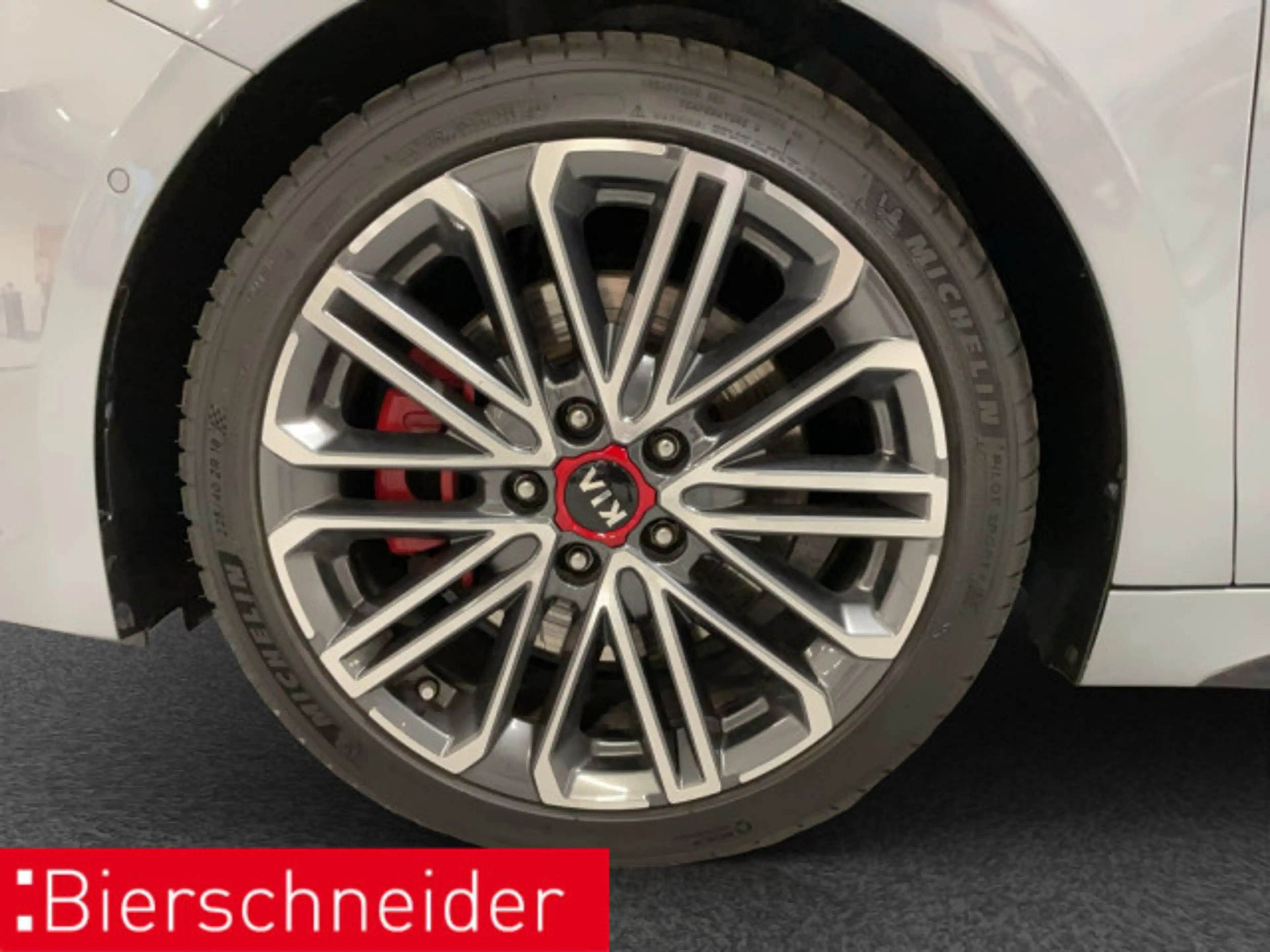 Kia ProCeed / pro_cee'd ProCeed 1.6 T-GDI DCT GT LED NAVI CAM JBL — photo 9