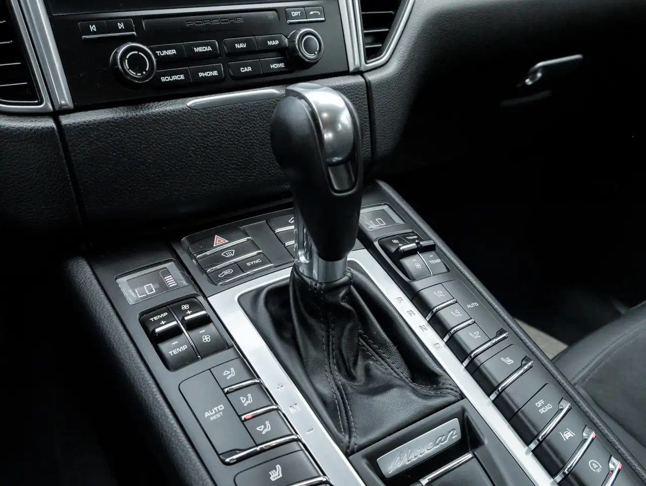 Porsche Macan снимка Porsche Macan