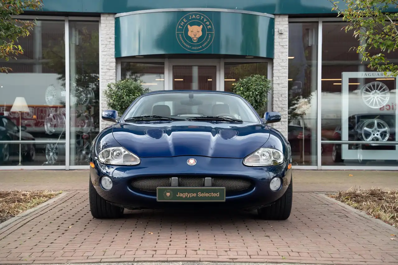 Jaguar XKR 4.0 V8 Coupé, foto 2