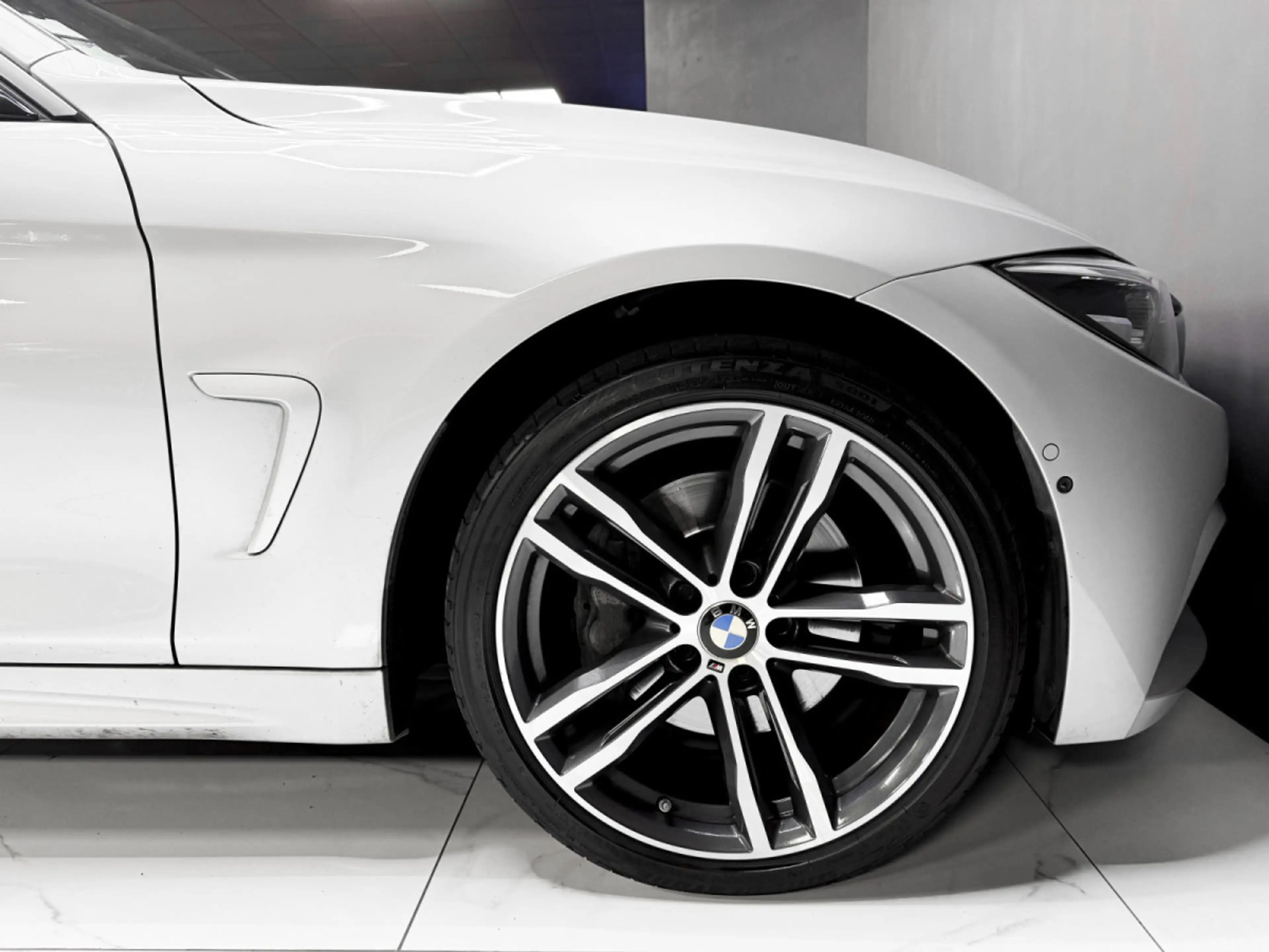 BMW 435 435d xDrive M Sport Cabrio — photo 13
