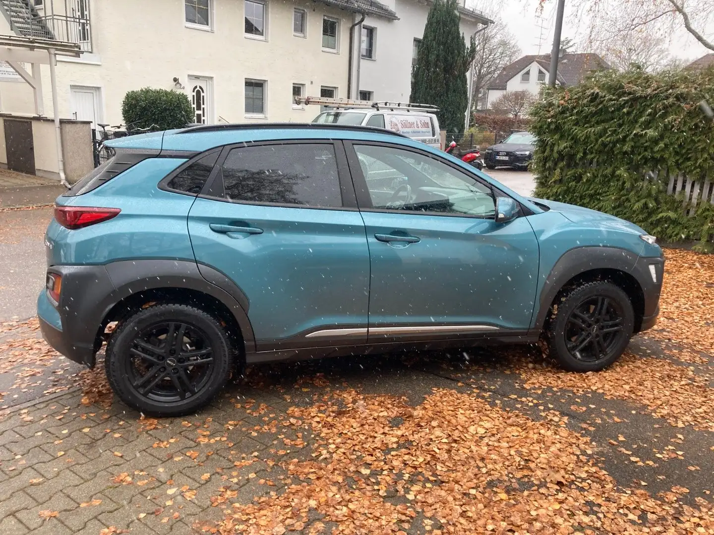 Hyundai KONA Pure 2WD Klimaaut. Sitzheiz. Teilkunstleder Azul - 2