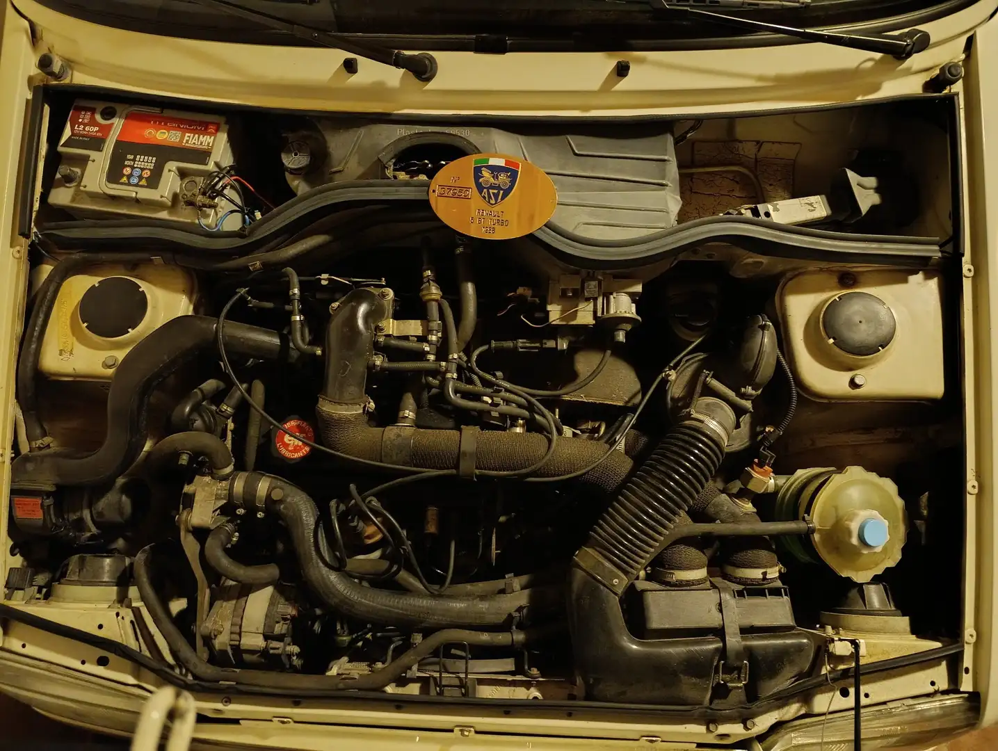Renault Super 5 Supercinque 3p 1.4 turbo GT Pack - 2