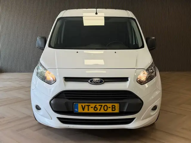 Ford Transit Connect view 2