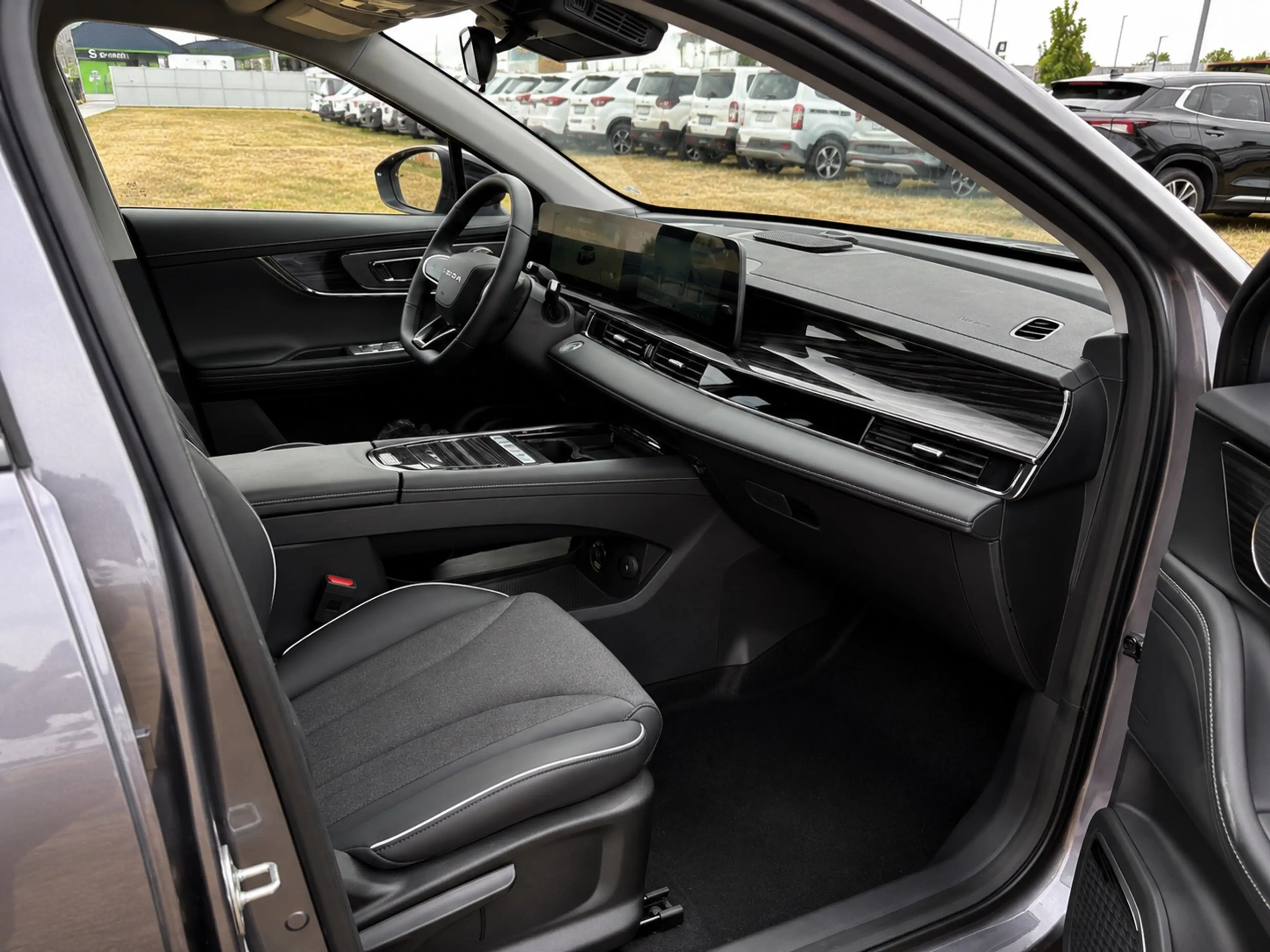 Omoda 5 Omoda 5 HEV Comfort — photo 3