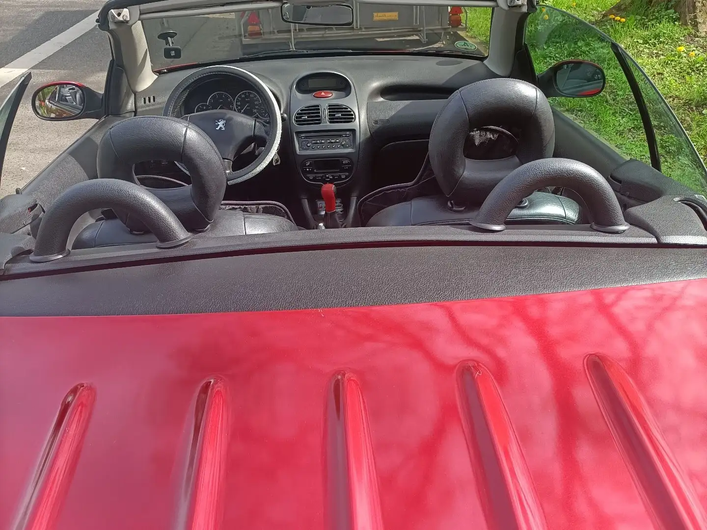 Peugeot 206 CC Cabrio schönes und gepflegtes Auto Rot - 2