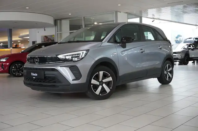 Opel Crossland view 3