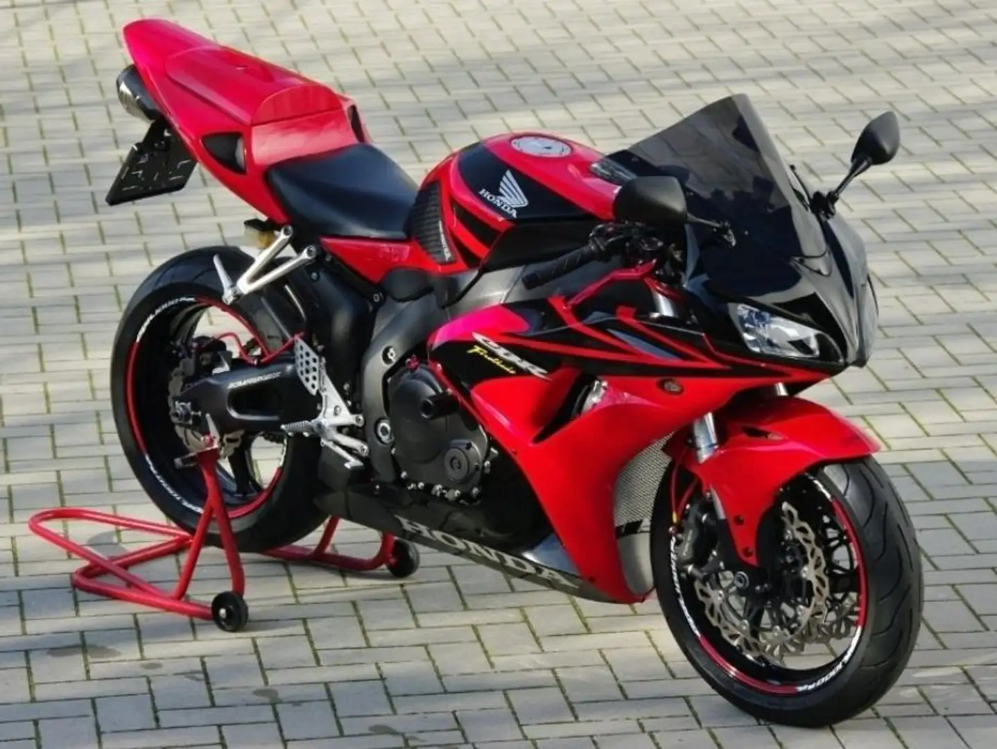 Honda CBR 1000 Rosso - 2