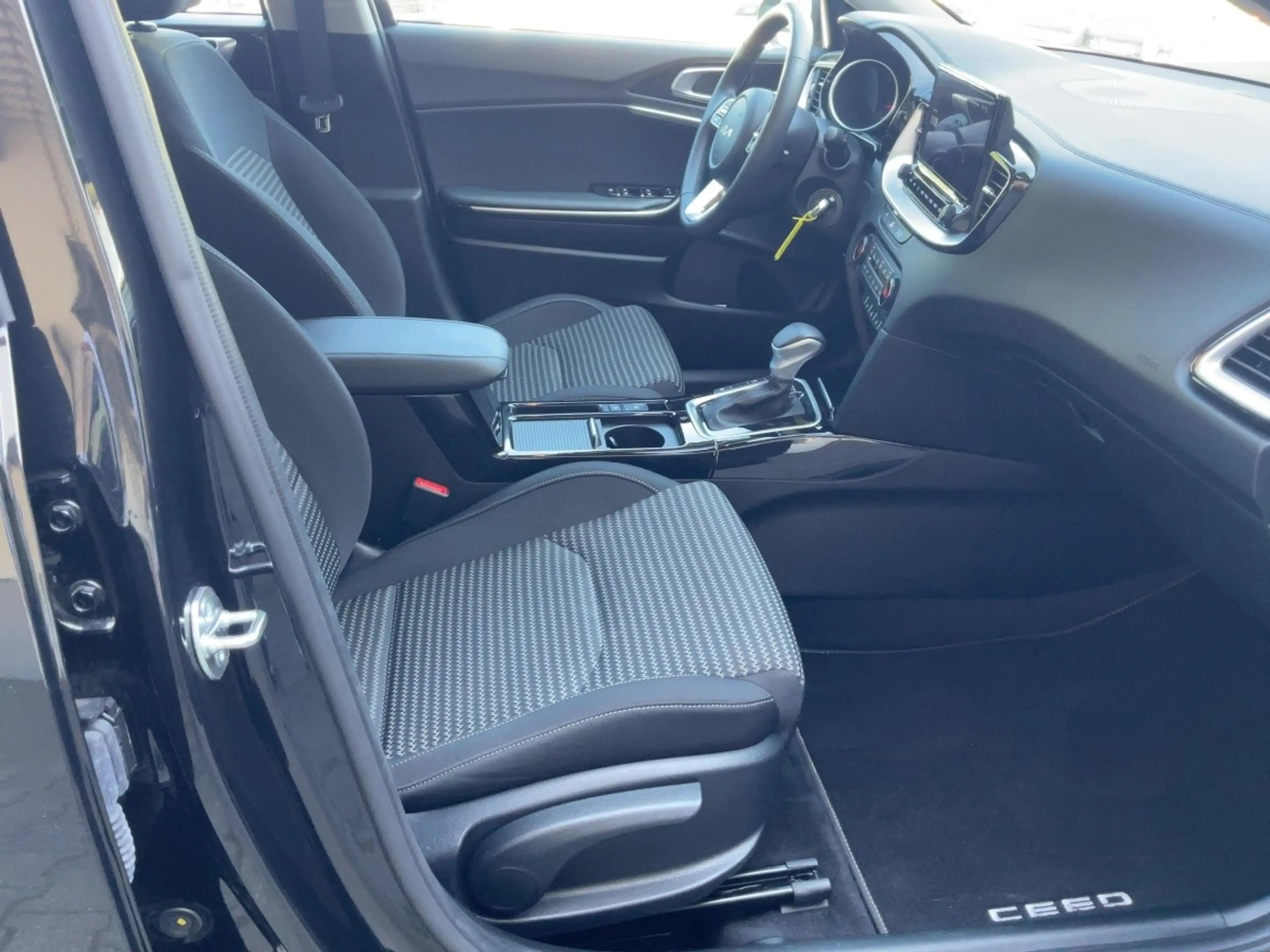 Kia Ceed / cee'd Ceed Spirit Autom. |JBL|ACC|LED|Navi|Kamera — photo 8
