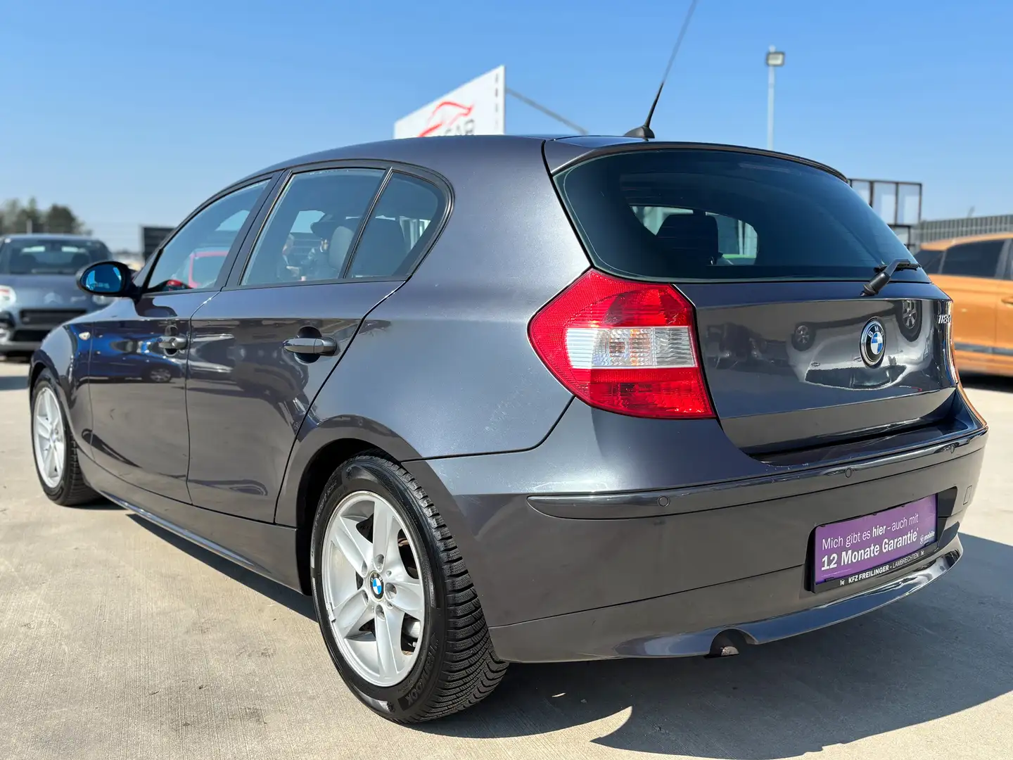 BMW 118 118d *PICKERL 04/27* Österreich-Paket Grau - 2