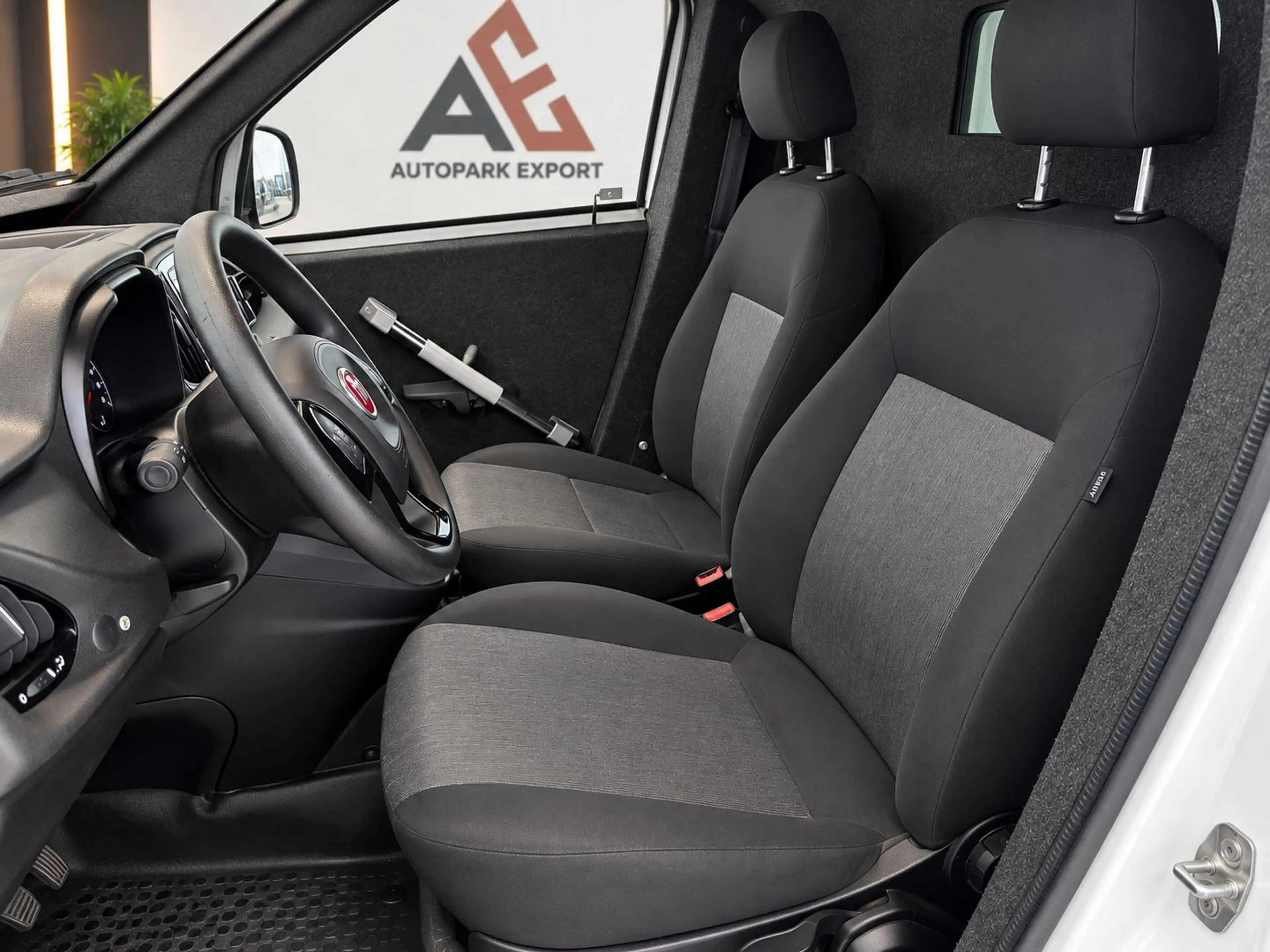 Fiat Doblo Doblò SX Maxi*B4+*GEPANZERT*ARMORED*BLINDE — photo 6
