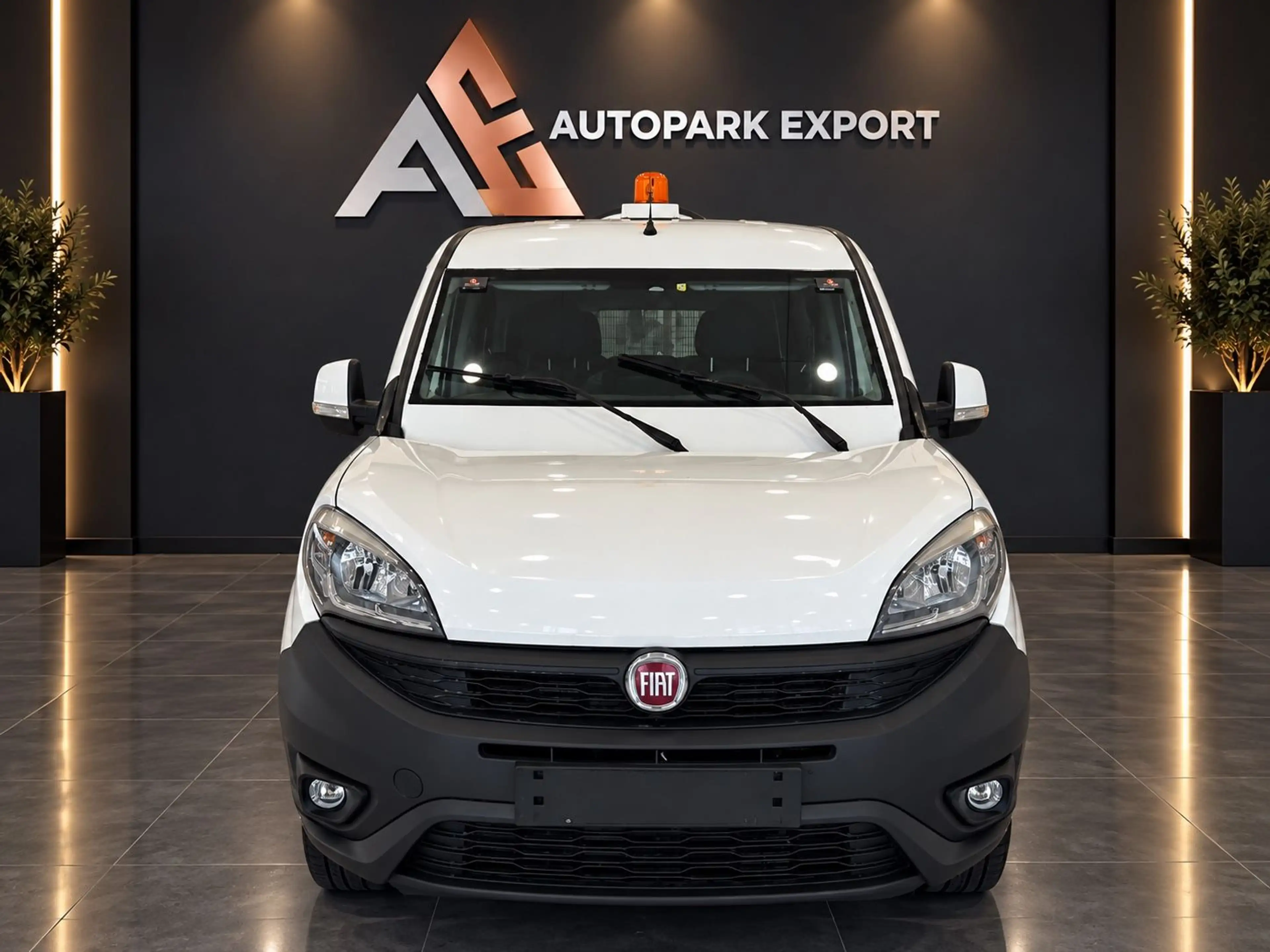 Fiat Doblo Doblò SX Maxi*B4+*GEPANZERT*ARMORED*BLINDE — photo 2
