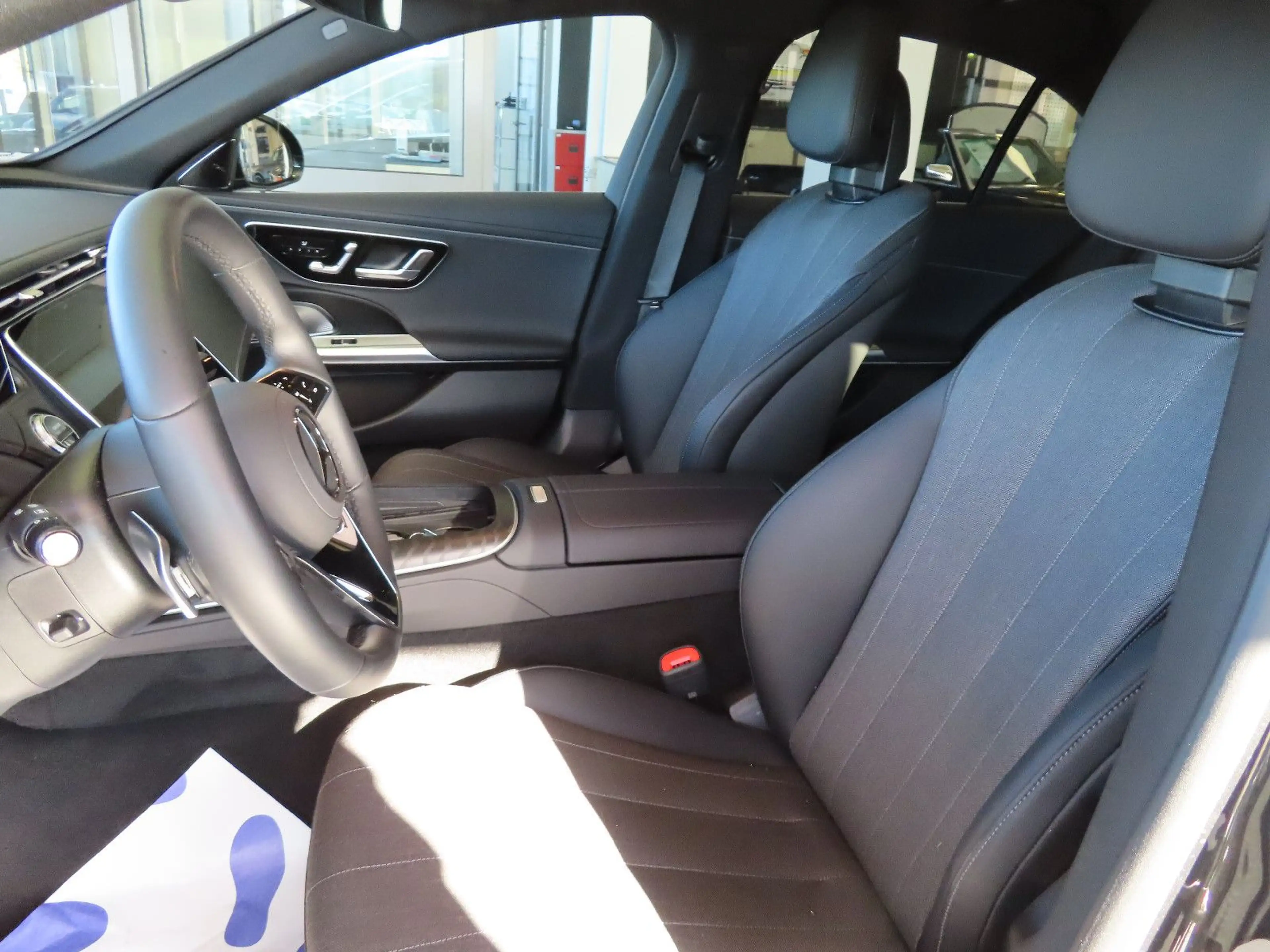 Mercedes-Benz E 450 d 4Matic Avantgarde NAVI LED — photo 13