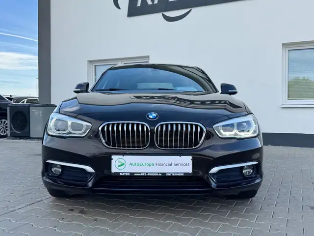 BMW 1 Series view 4