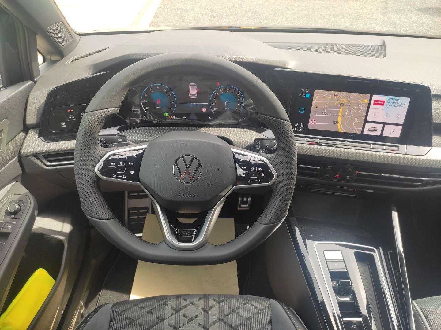 Volkswagen Golf R-Line - 2023 - Joinsteer - #8