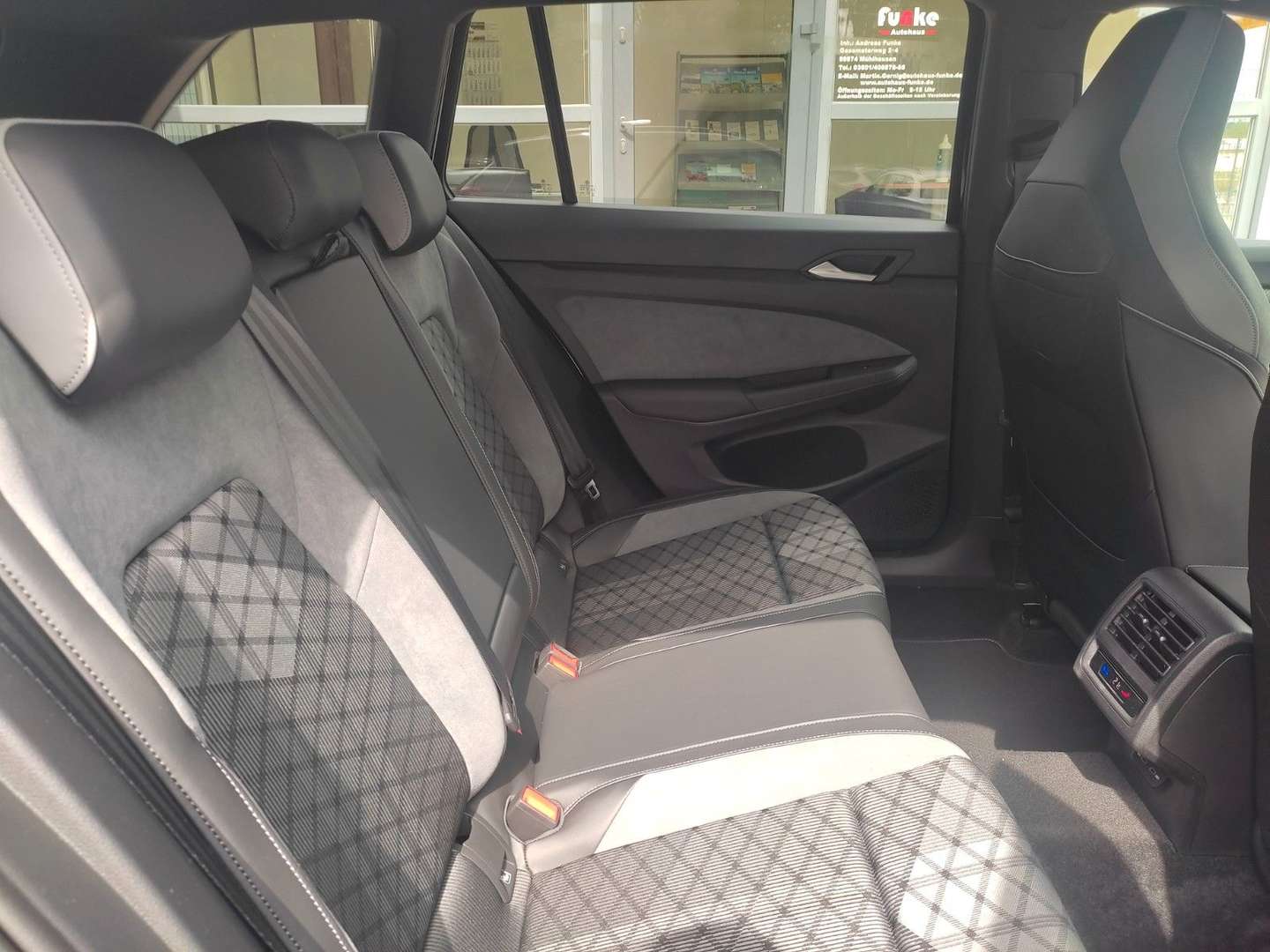 Volkswagen Golf R-Line - 2023 - Joinsteer - #7