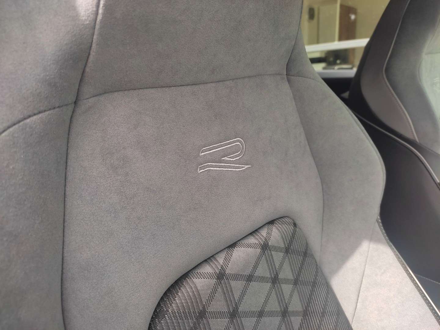 Volkswagen Golf R-Line - 2023 - Joinsteer - #6