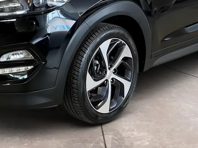 Hyundai Tucson view 15
