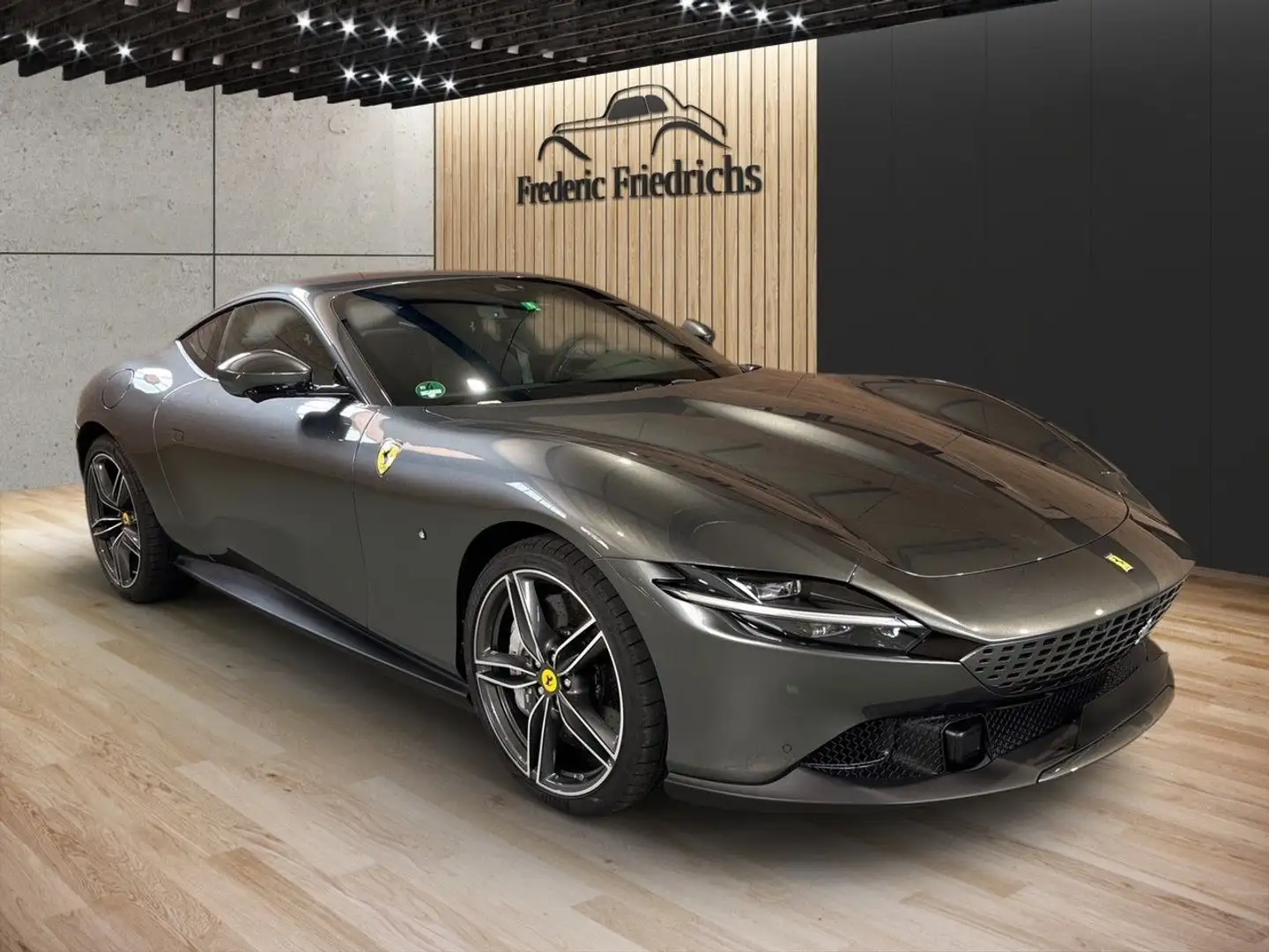 Ferrari Roma Carbon Grigio Silverstone JBL Šedá - 2
