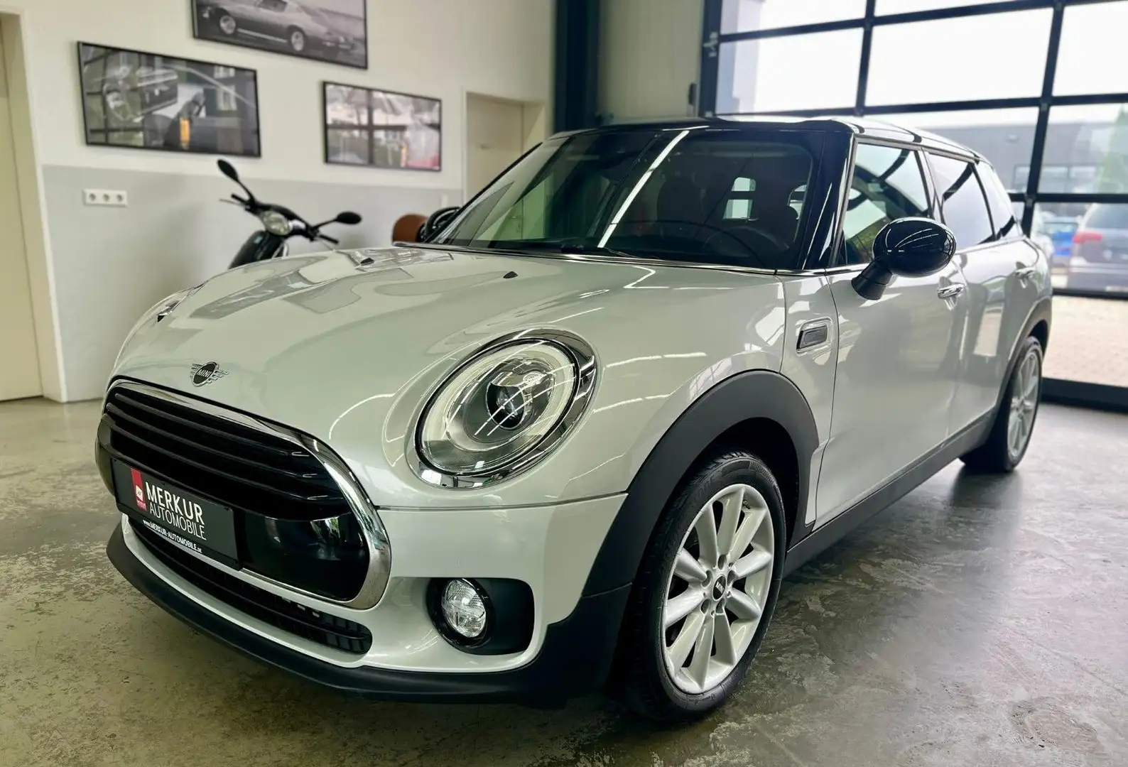 MINI Cooper Clubman Steptr.+Navi+LED+Active-Guard+SHZ Plateado - 1