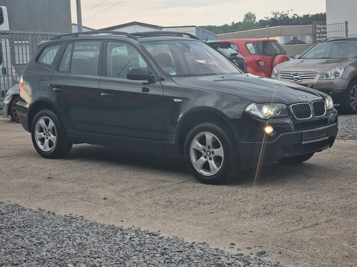 BMW X3 2.0d (E83) Noir - 1