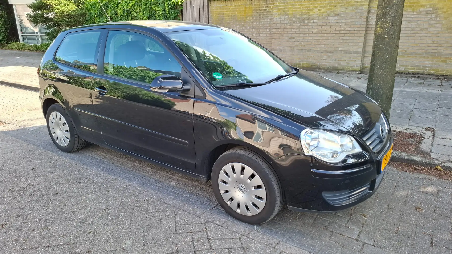 Volkswagen Polo Polo 1.4-16V Comfortline -Airco , Cruise C. Zwart - 1