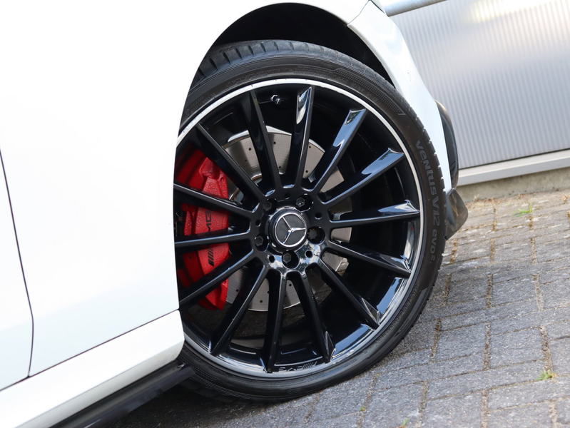 Mercedes-Benz E 200 Business Solution AMG Plus Upgrade Edition — photo 11