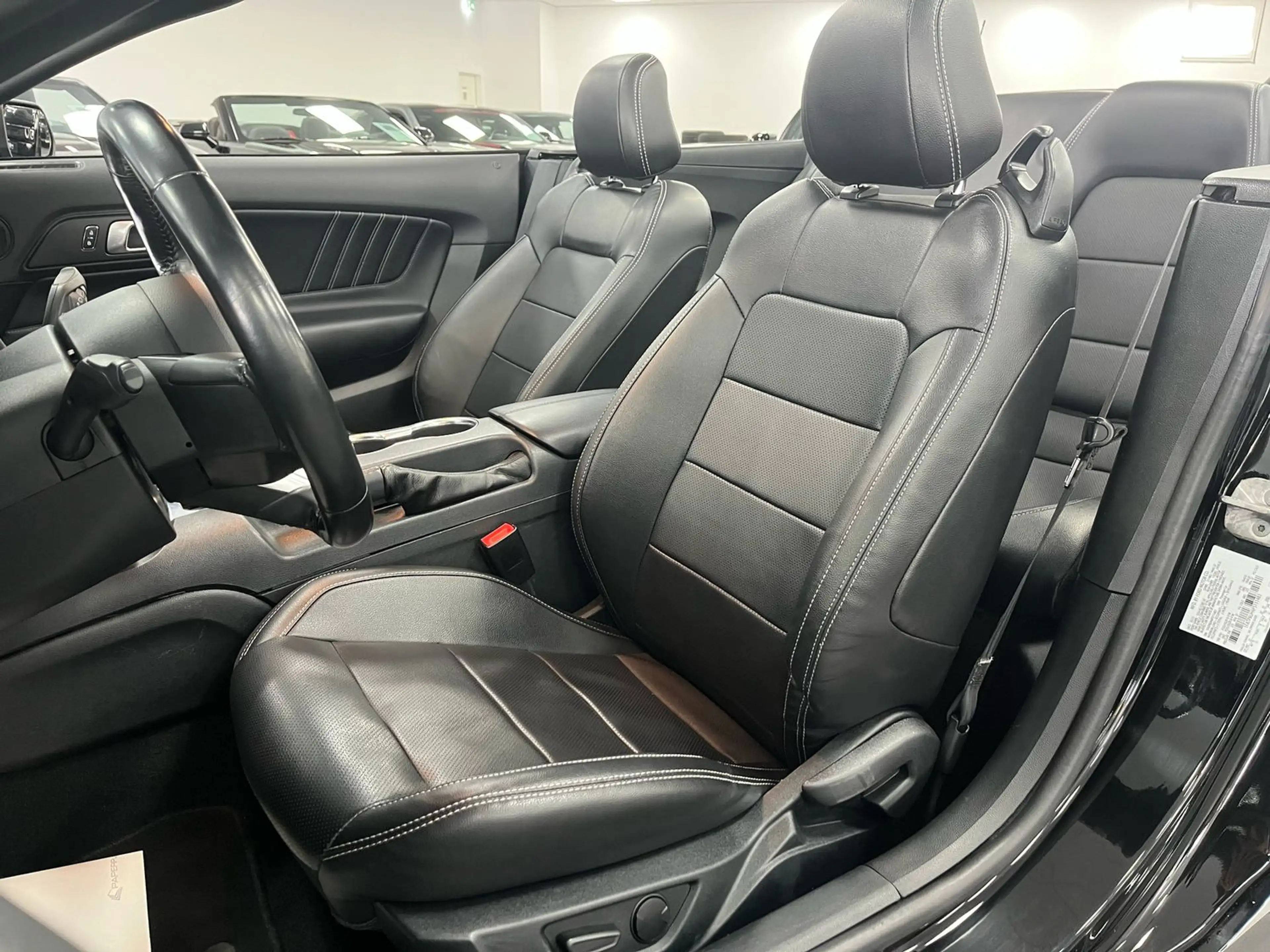 Ford Mustang 2,3l EcoBoost *Premium/SHZ/LED/Kamera* — photo 11