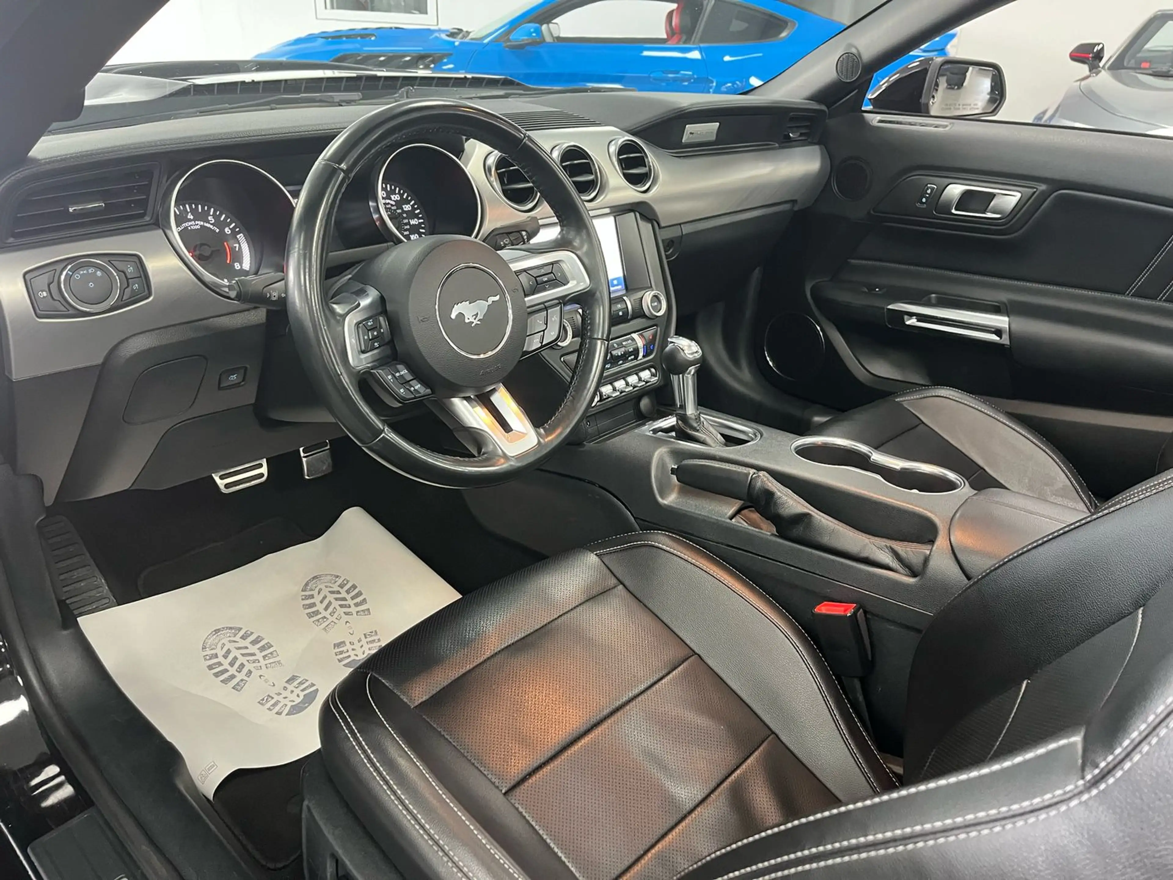 Ford Mustang 2,3l EcoBoost *Premium/SHZ/LED/Kamera* — photo 12