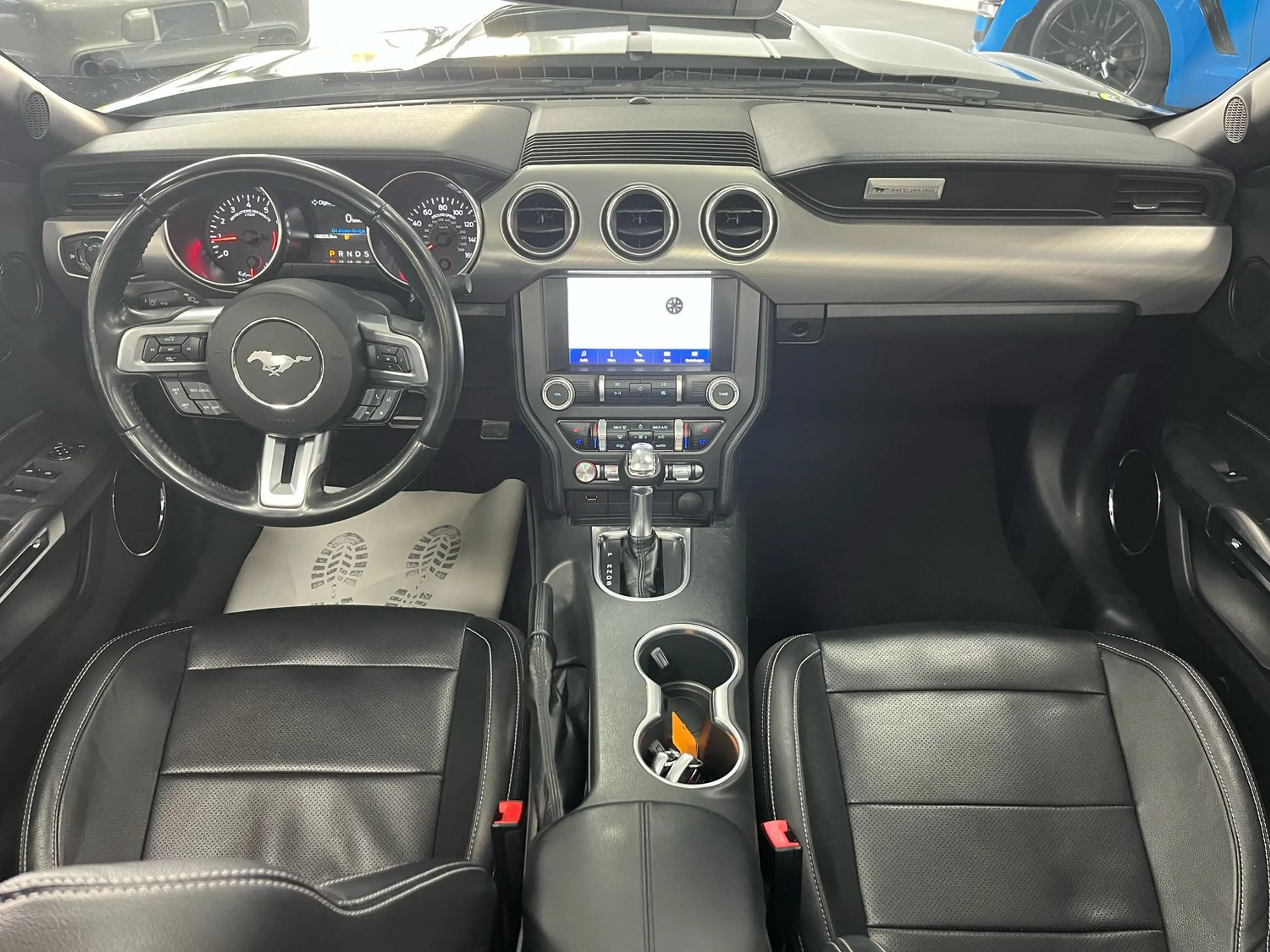 Ford Mustang 2,3l EcoBoost *Premium/SHZ/LED/Kamera* — photo 14