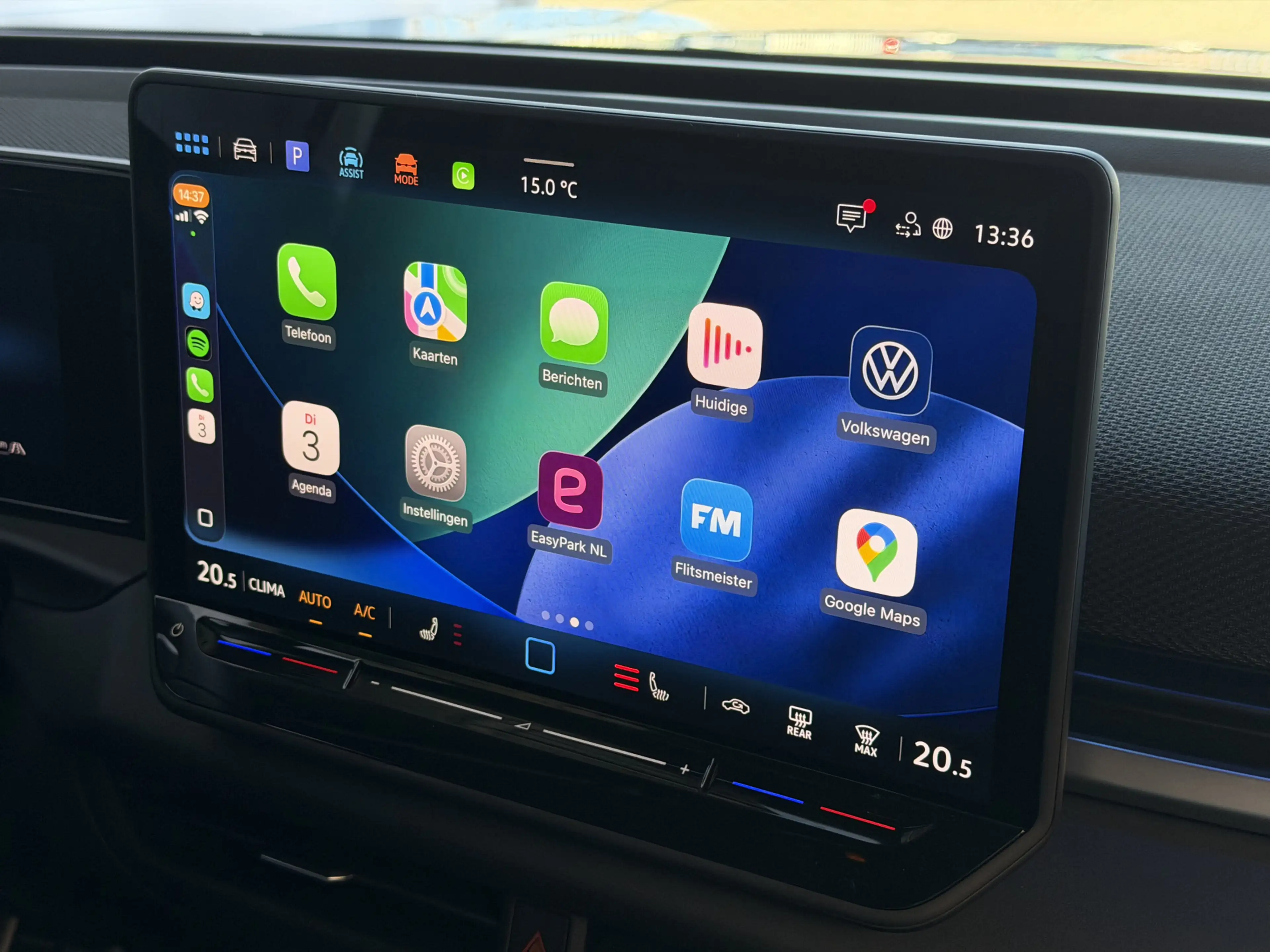 Volkswagen T-Roc 1.5 eTsi R-LINE 150PK EDITION BLACK STYLE 19''LMV — photo 39