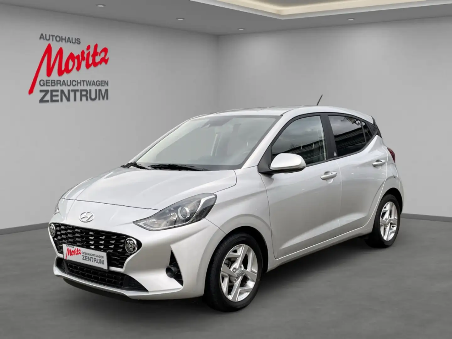 Hyundai i10 1.0 Edition 30 *NAVI ÜBER CARPLAY*SHZ*UVM!* Silber - 1