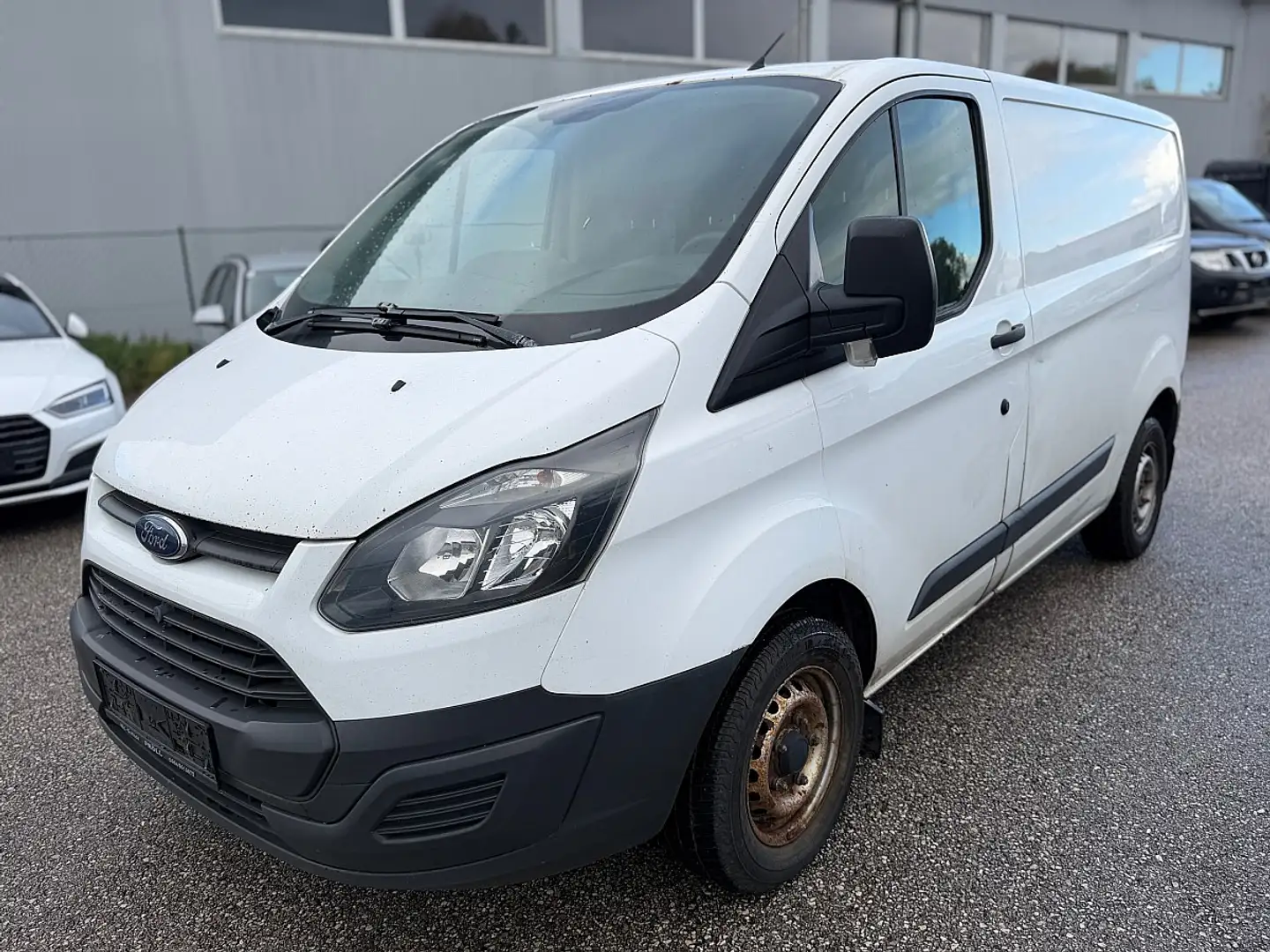 Ford Transit Custom Weiß - 1