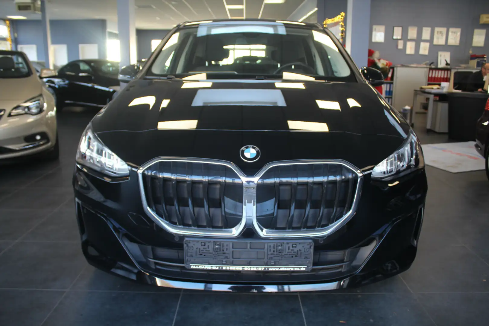 BMW 220 NEW MODELL - LED - Navi - Kamera - SHZ - Schwarz - 2