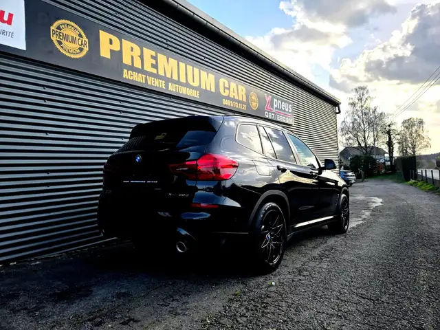 BMW X3 view 10