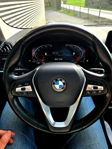 BMW X3 view 14