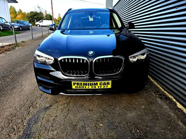 BMW X3 view 6