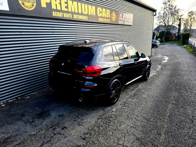 BMW X3 view 11